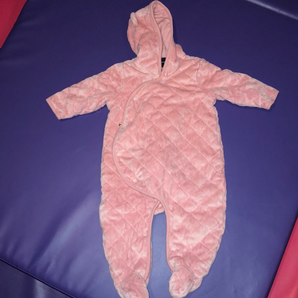 Baby Gap Snowsuit Size 6-12 months